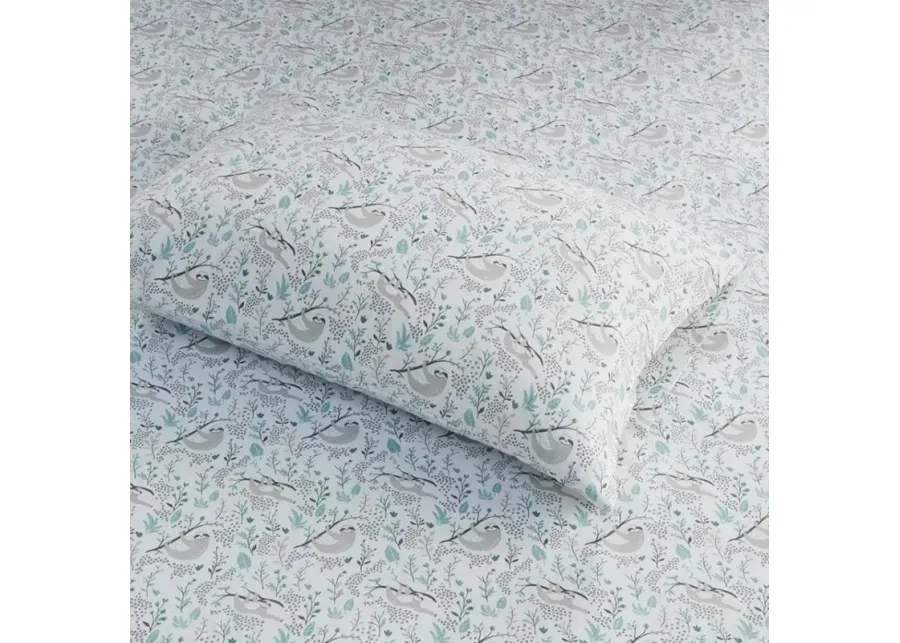 102889-olliix-intelligent-design-queen-grey-sloths-cozy-soft-cotton-novelty-print-flannel-sheet-set-1.webp