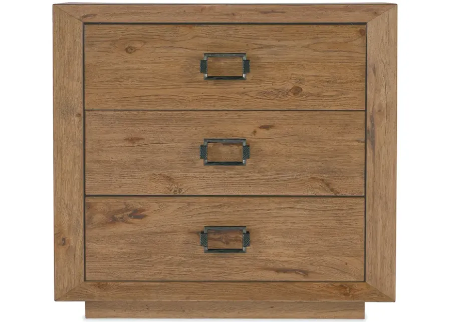 Hooker Furniture Big Sky 3-Drawer Nightstand-32