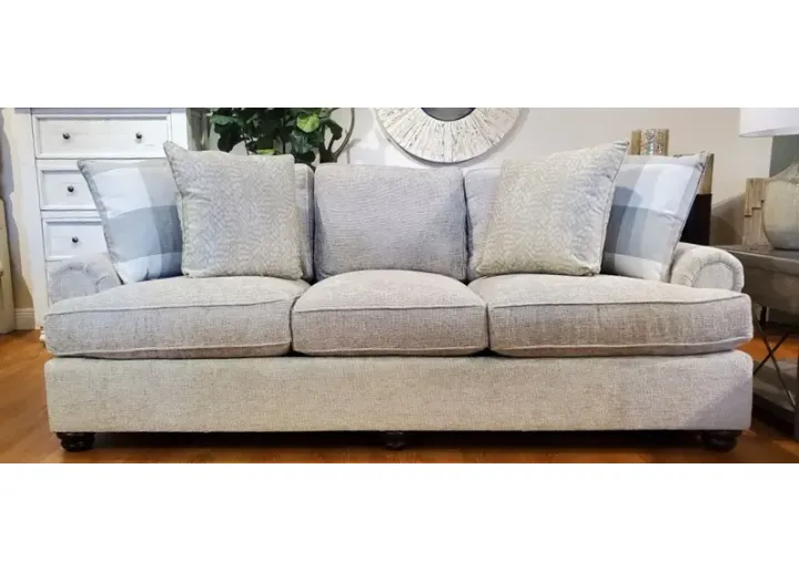 109569-king-hickory-henson-sofa-in-huskey-pearl-buffalo-taupe-stormy-sand-1.webp
