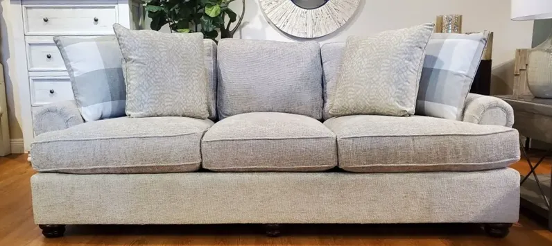 109569-king-hickory-henson-sofa-in-huskey-pearl-buffalo-taupe-stormy-sand-1.webp