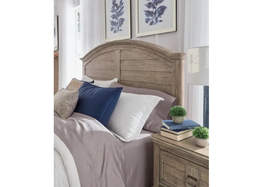 American Woodcrafters Meadowbrook Sand Queen Arched Panel Bed Dresser & Mirror-66.5