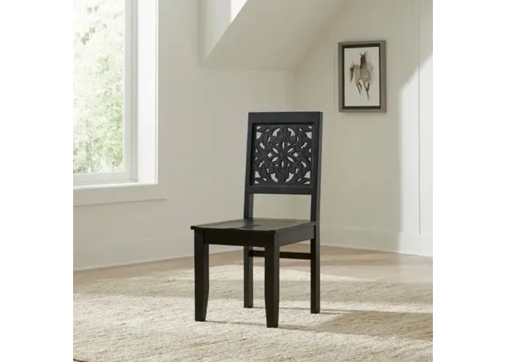 114813-liberty-furniture-accent-chair-black-trellis-lane-18-1.webp