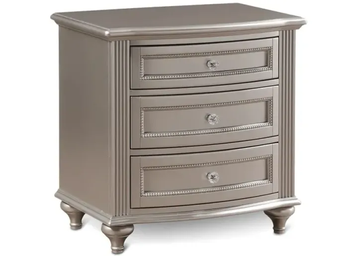 14490-chantilly-3-drawer-nightstand-silver-1.webp