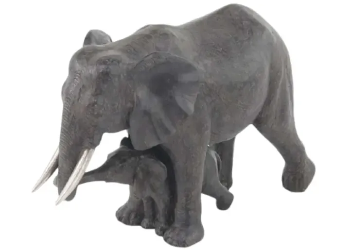 14929-mother-elephant-sculpture-1.webp