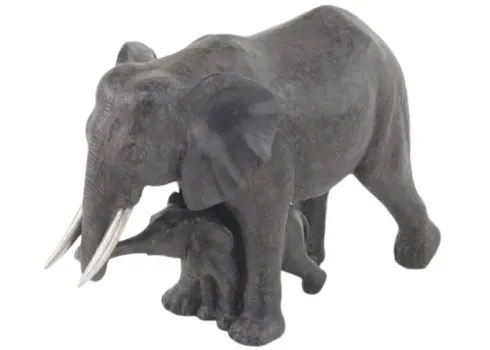 14929-mother-elephant-sculpture-1.webp