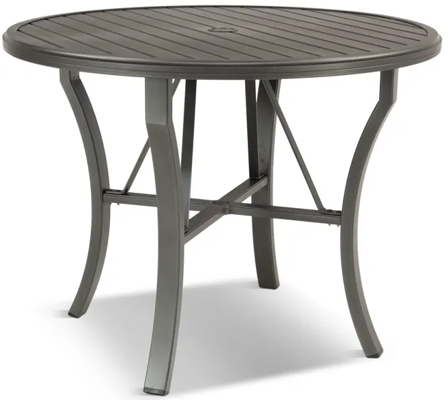 1772-banchetto-balcony-table-1.webp