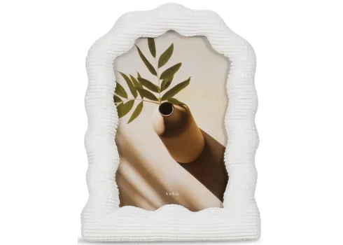2186-wavy-photo-frame-1.webp