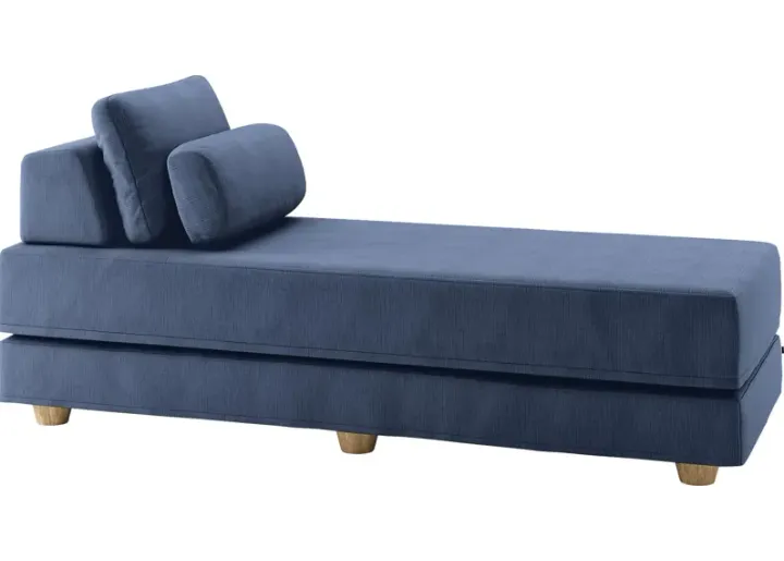 34215-aignathser-blue-daybed-blue-1.webp