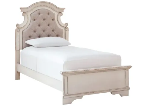 51554-ashley-furniture-realyn-bed-45-1.webp