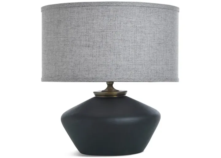 520-gwendolyn-table-lamp-1.webp