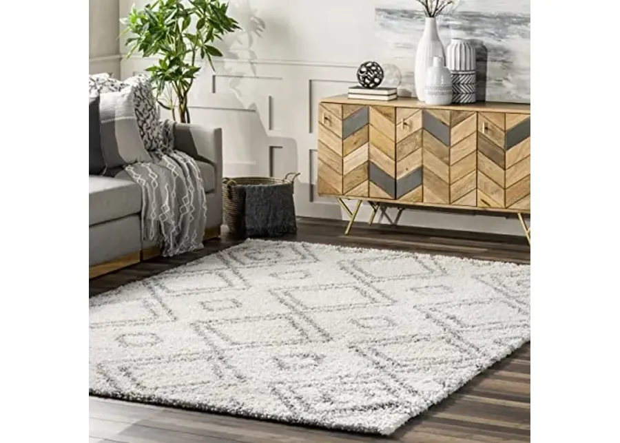 nuLOOM Iola Geometric Shag Area Rug, 6'7" x 9', White-White