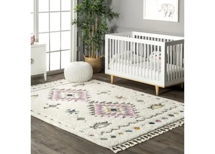 66419-nuloom-jocelyn-tribal-shag-tasseled-area-rug-8×10-white-94-1.webp