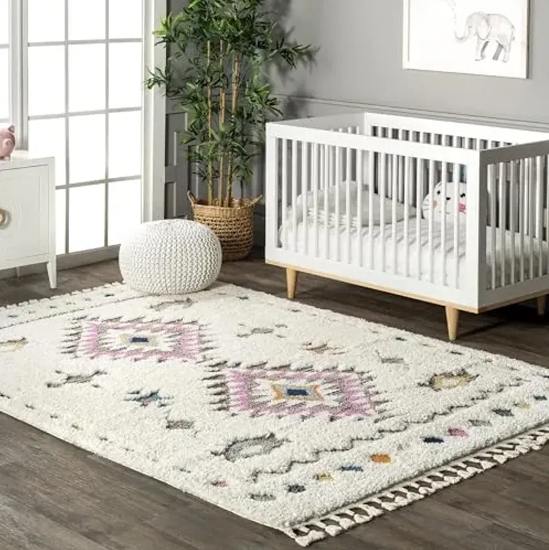 66419-nuloom-jocelyn-tribal-shag-tasseled-area-rug-8×10-white-94-1.webp