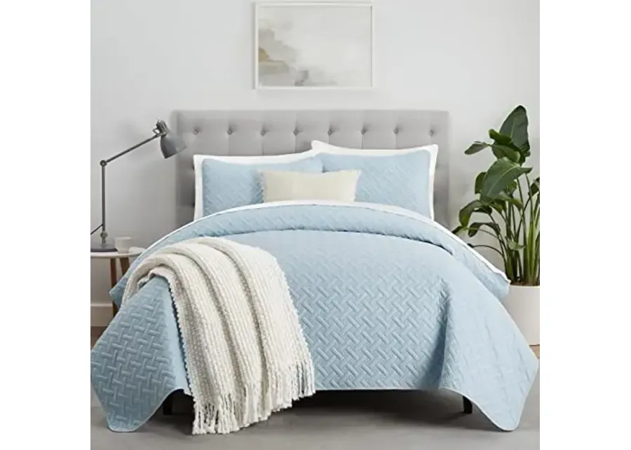 67182-serta-comfortsure-soft-2-piece-twin-quilt-bedding-set-includes-bedspread-coverlet-and-pillow-sham-bedding-for-all-seasons-machine-washable-light-blue-light-blue-1.webp
