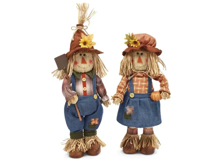 6785-large-plaid-scarecrow-1.webp