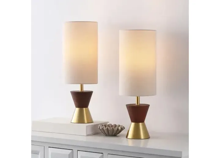 71018-safavieh-lighting-collection-trea-brass-dark-walnut-20-inch-table-lamp-set-of-2-7-1.webp