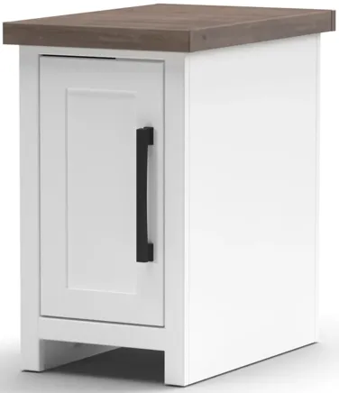 73139-hampton-14-chairside-table-14-1.webp