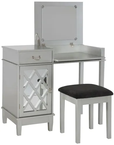 75560-lattice-silver-vanity-set-36-1.webp