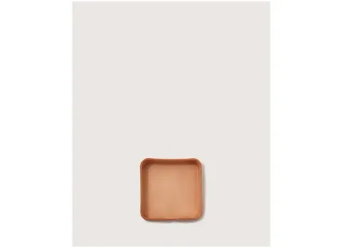 77599-kobon-leather-square-tray-natural-4-1.webp